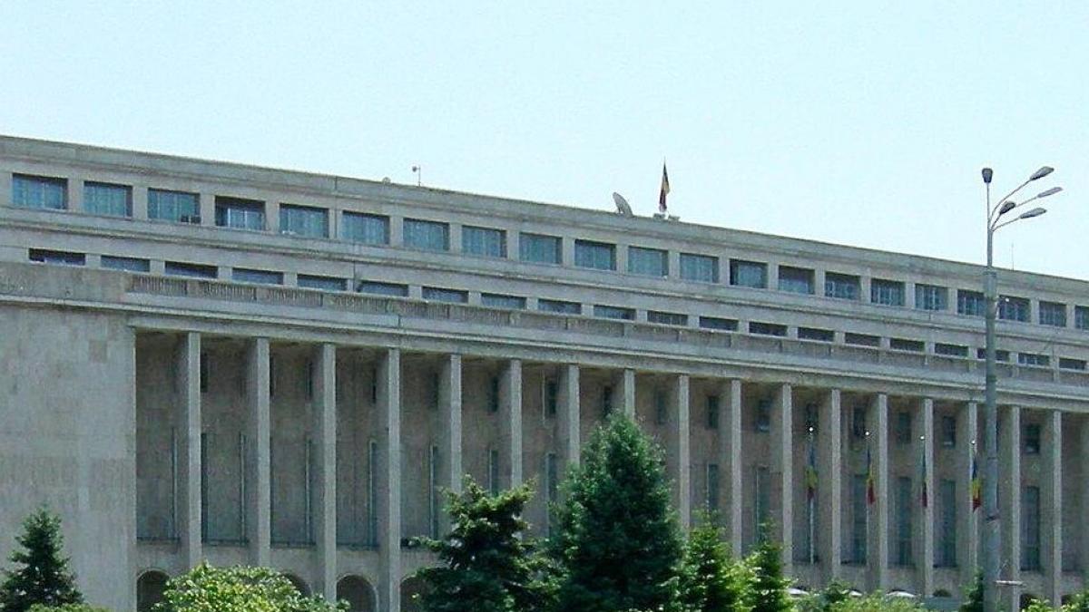Sindicalistii cer lui Bolojan retragerea ordonantei de taiere a sporurilor