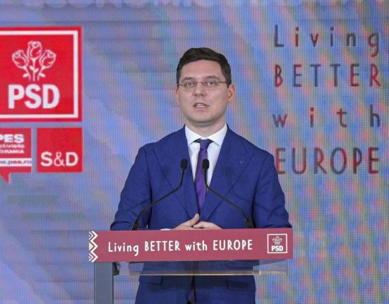 Victor Negrescu afirma ca liberalii au sunat insistent PSD pentru rotativa