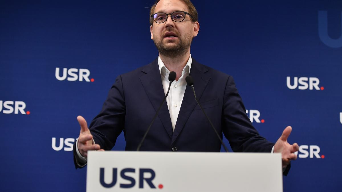 dominic fritz afirma ca usr se opune majorarii taxelor nu vom lasa negocierile sa devina o gluma