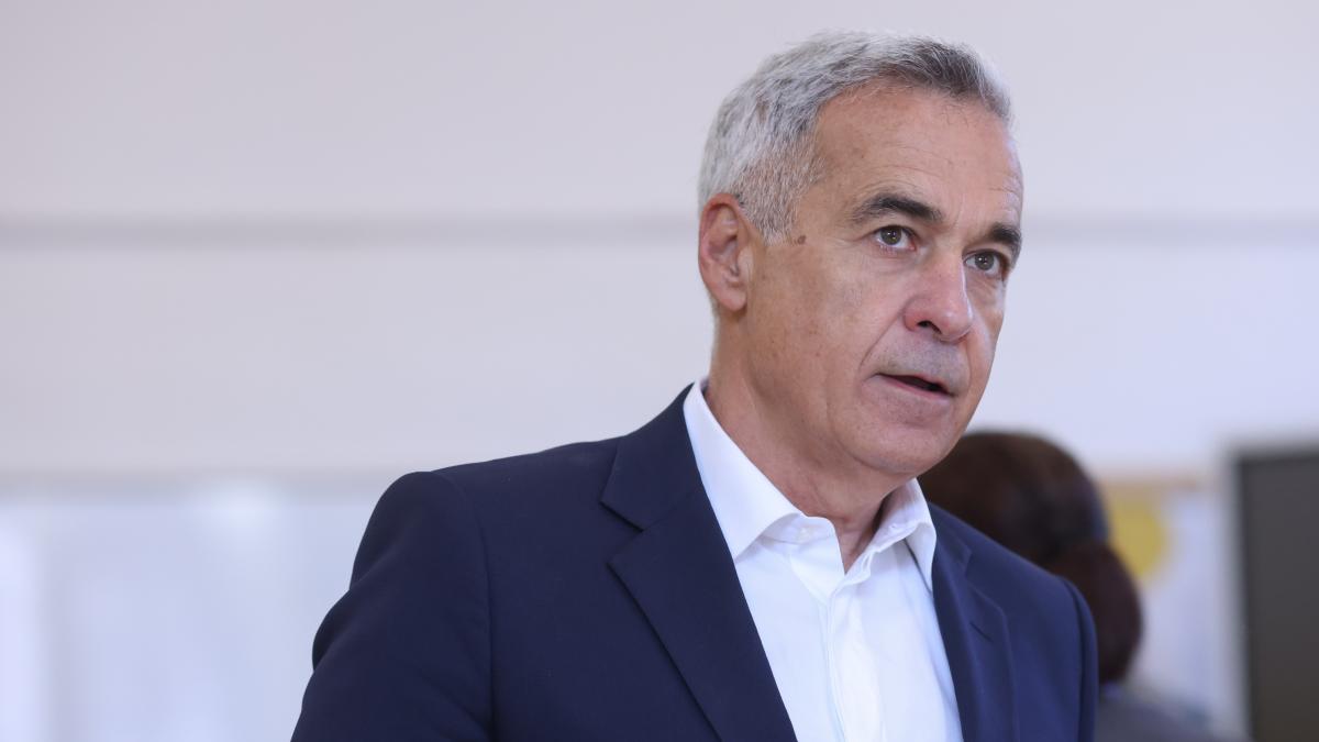 Calin Georgescu amendat pentru colectarea datelor personale