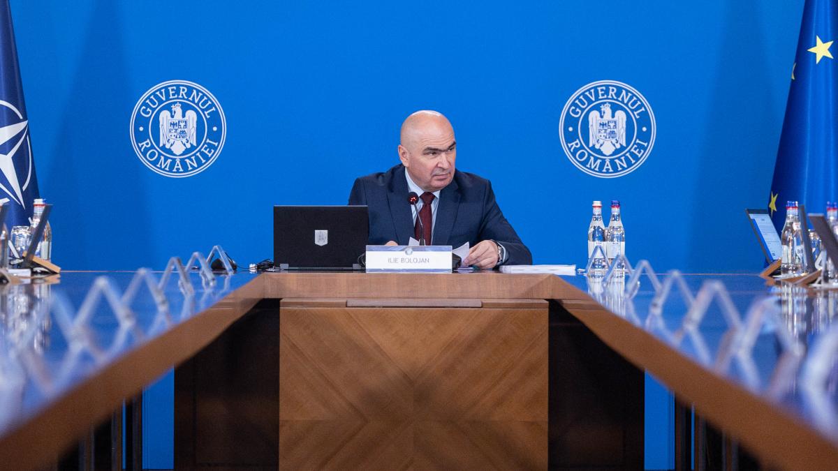 Cancelaria lui Bolojan concediaza 40 din posturi dispar