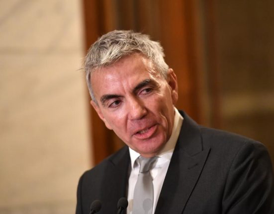 Drago Anastasiu despre salariile foarte mari Ma referam la cei care castiga 16000 de euro