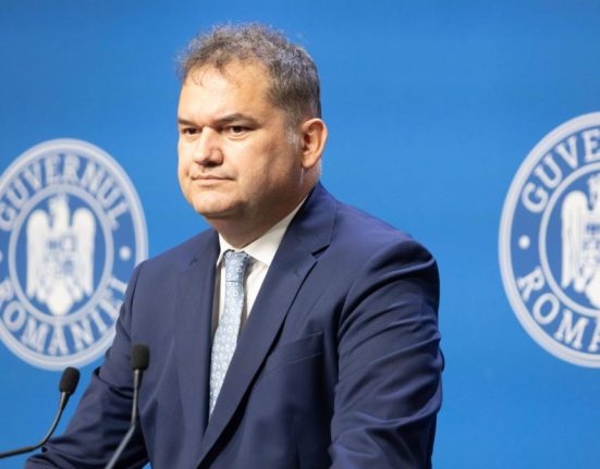 Lista datornicilor revine Numele neplatitorilor de taxe vor fi publicate Modificari in Codul de procedura fiscala