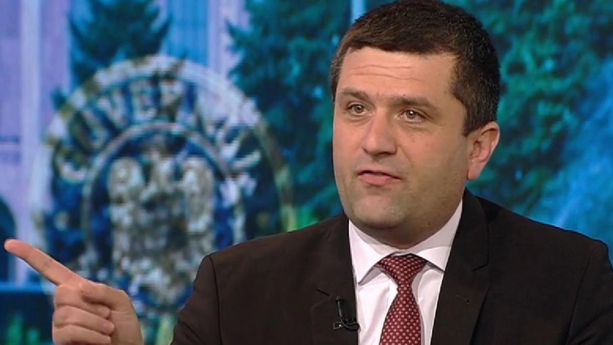 Miruta Unii cumuleaza salariul de 50000 lei cu indemnizatiile de 15000 lei