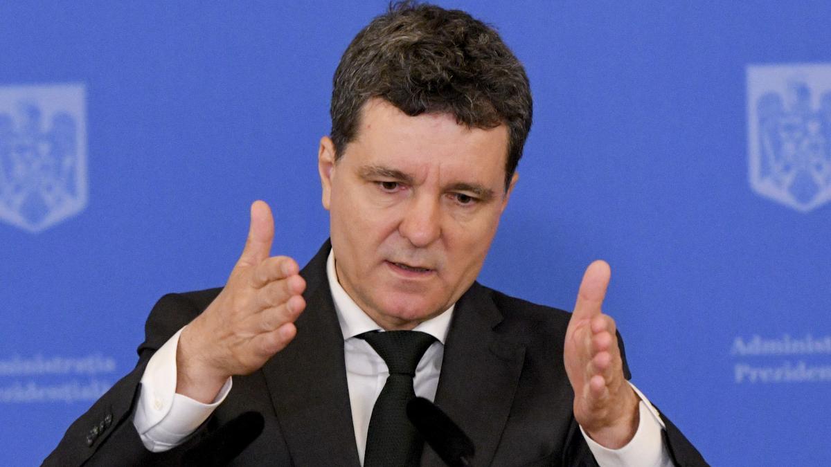 Nicusor Dan Primaria Capitalei poate lucra cu 600 oameni