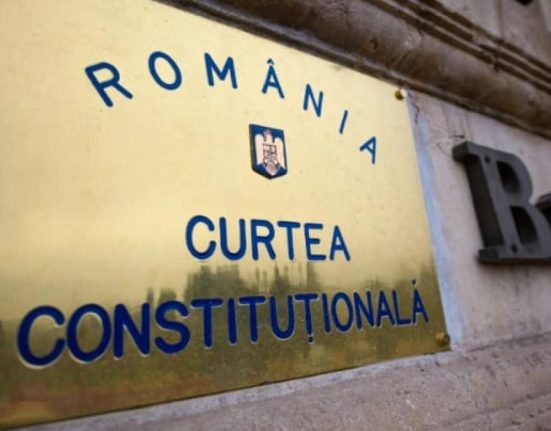 Nicusor Dan a sesizat CCR privind legea legionariilor