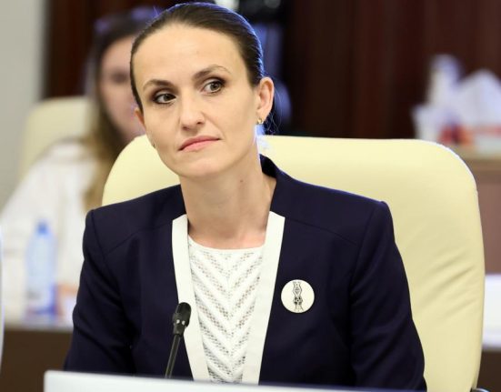 Nu va fi o negociere fara Romania Reactia Oanei Toiu la anuntul lui Trump privind taxele pentru UE