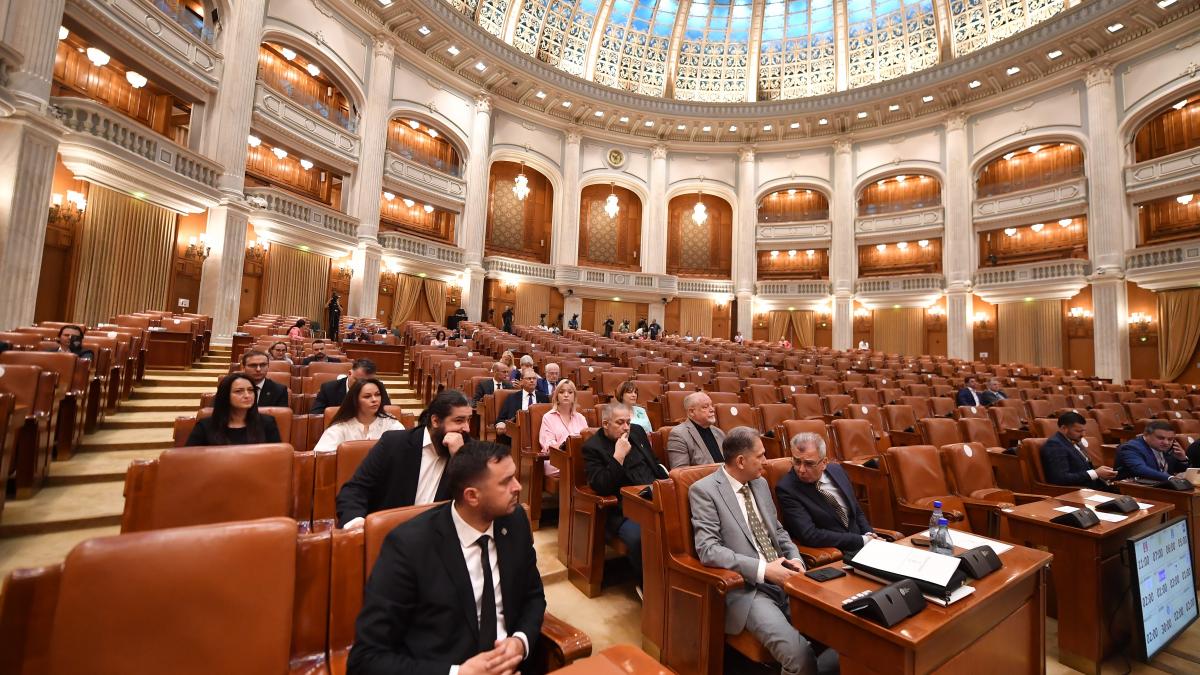 PSD se va abtine la motiunea AUR spune Grindeanu