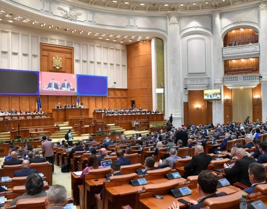 Parlamentarii din Bucuresti si Ilfov nu mai primesc chirie