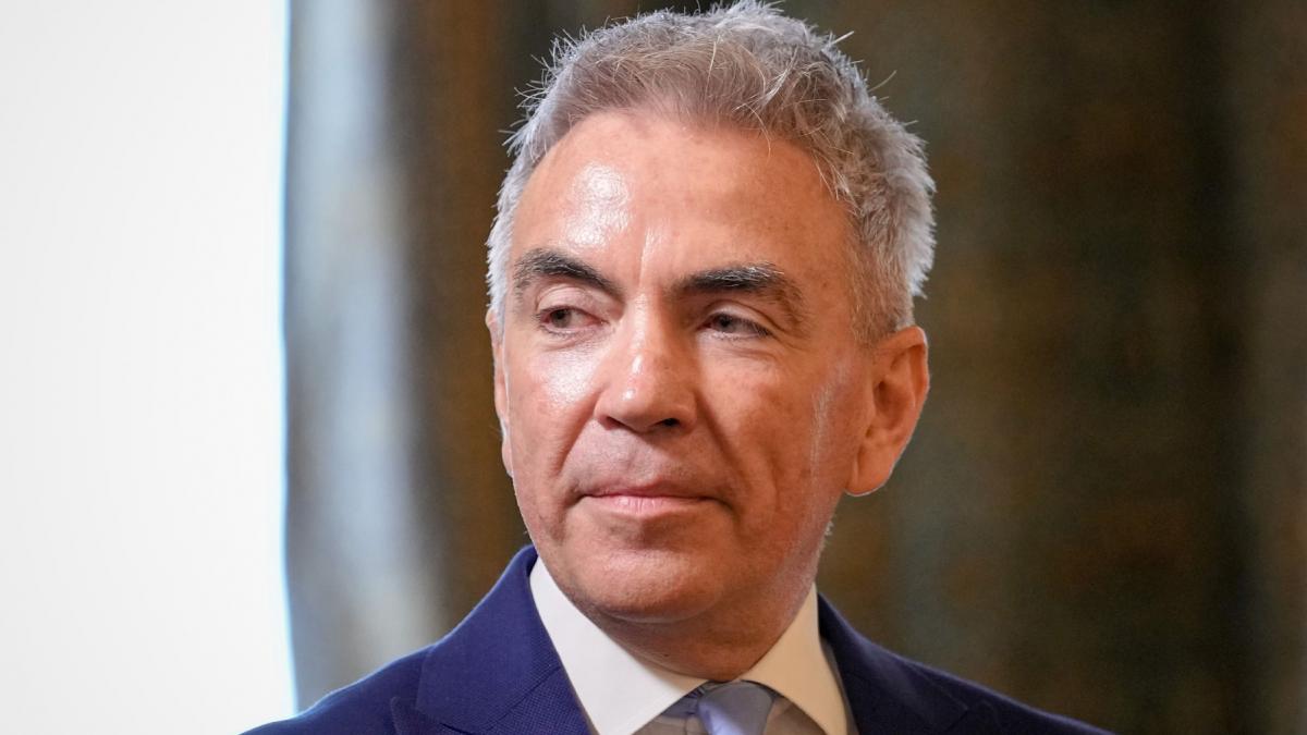vicepremierul drago anastasiu a recunoscut mita 8 ani