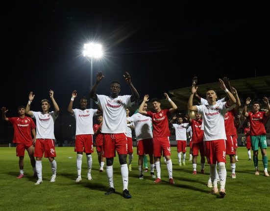 Dinamo viseaza la titlu Un actionar crede in Superliga