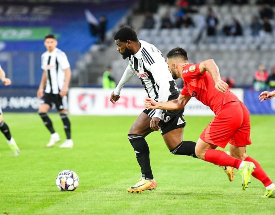 FCSB il vrea pe Thiam Gigi Becali ii dubleaza salariul