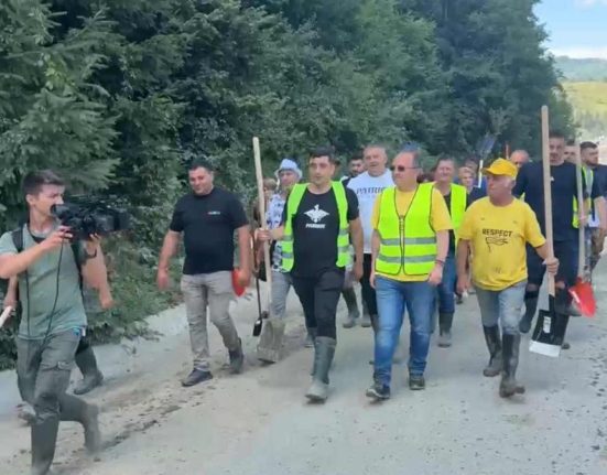 George Simion s a intors in Brostenii dupa plecarea lui Calin Georgescu