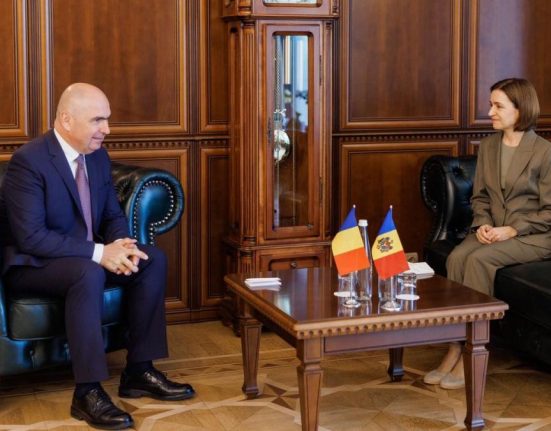Ilie Bolojan si Maia Sandu intalnire la Chisinau