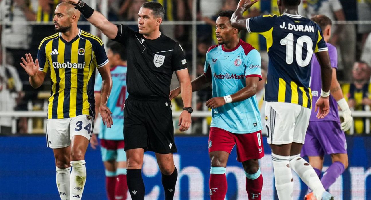 Liga Campionilor Fenerbahce Istanbul s a calificat in play off