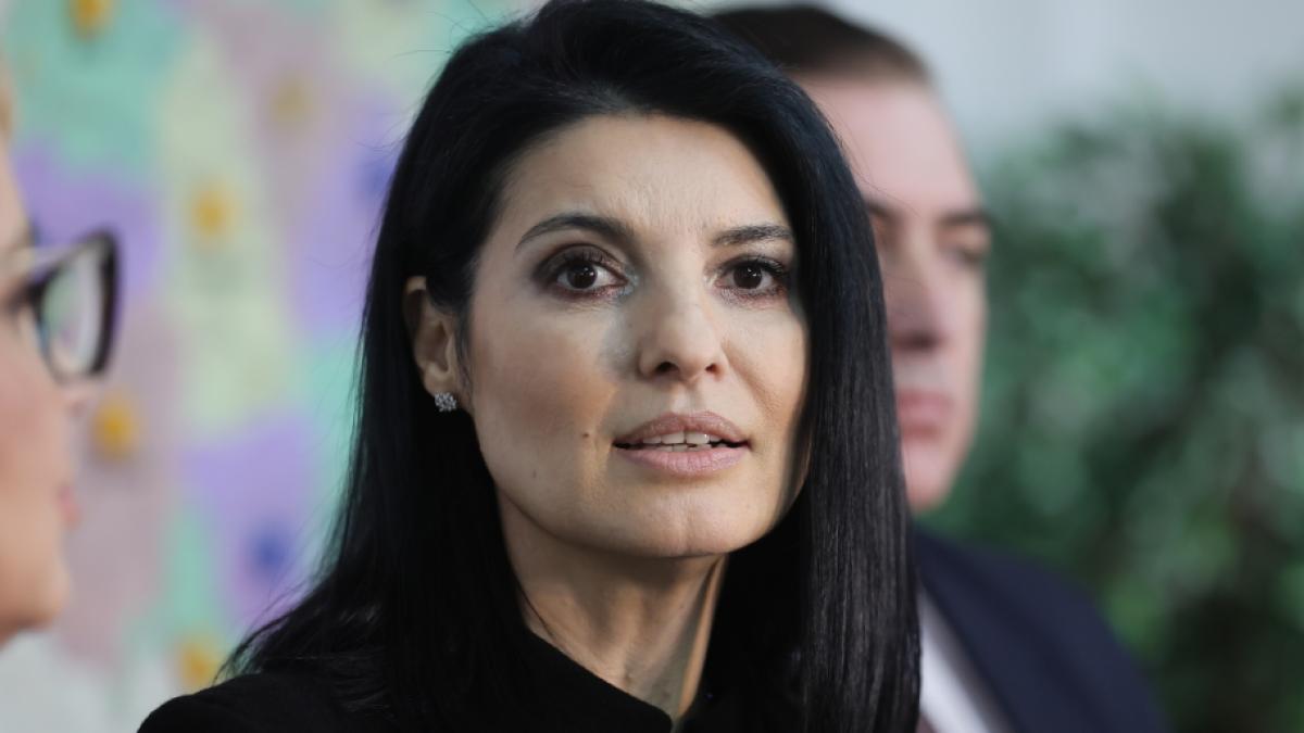 PUSL cere incetarea privilegiilor lui Basescu Lavinia Sandru Romanii nu mai pot fi umiliti