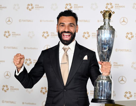 Salah a intrat n istorie Primul jucator cu trei trofee Player of the Year n Premier League