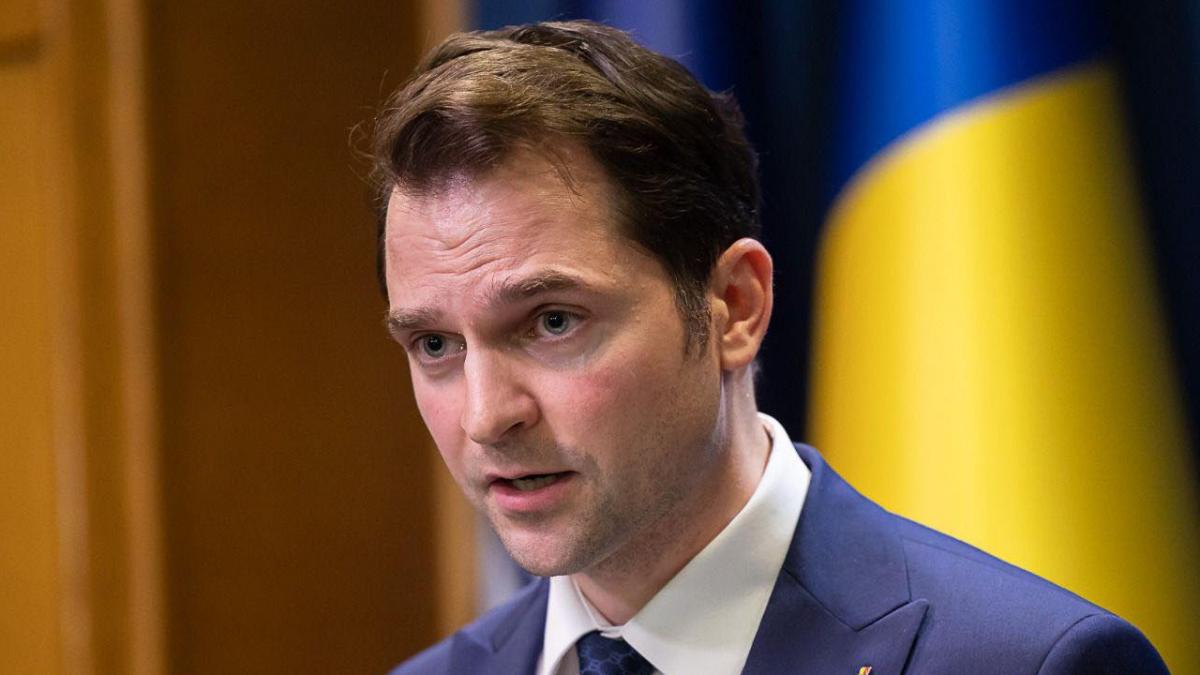 Sebastian Burduja consilier onorific al premierului