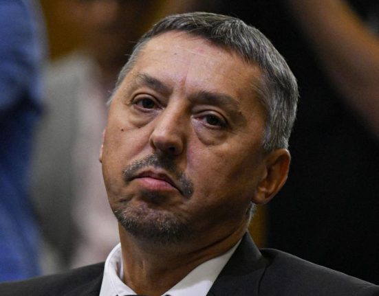 disputa aprinsa intre politicieni partidul tau a nenorocit bugetul