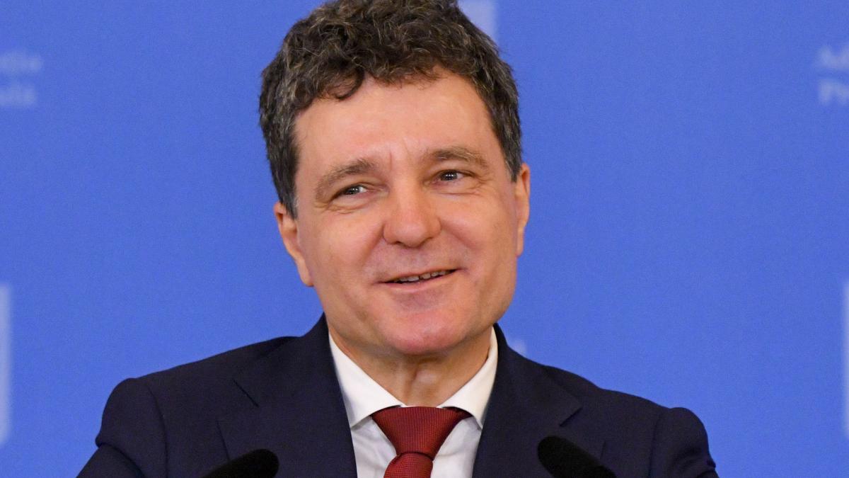 Ce zice Nicusor Dan despre majorarea TVA la 24percent