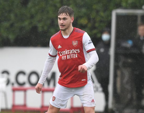 Fost jucator al lui Arsenal in coma indusa