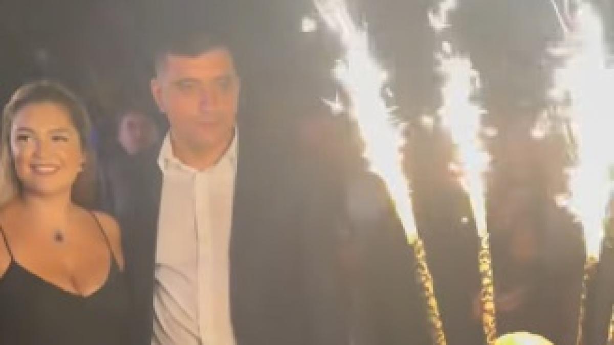 George Simion a sarbatorit cu miei la protap in Bucuresti