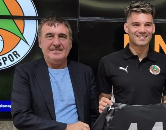 Ianis Hagi a semnat cu noua echipa