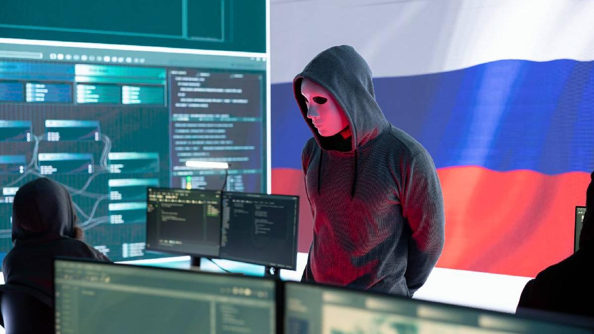 Investigation sus acoperire ferma de troli a lui Putin