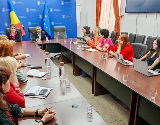 Ministrul Muncii anunta fuziuni de institutii publice