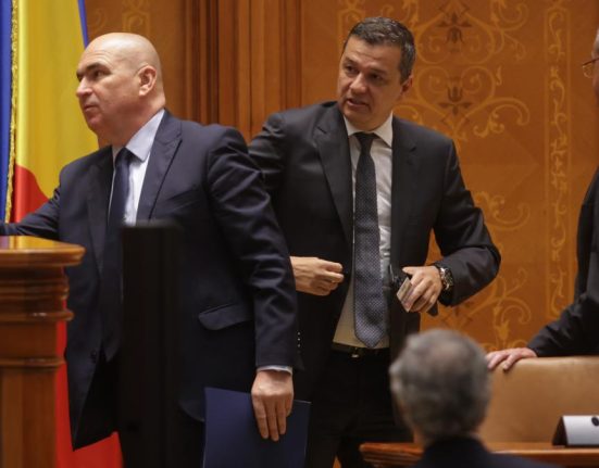 Nervi in Coalitie Grindeanu suparat pe Bolojan