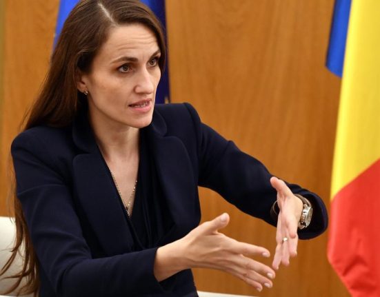 Oana Toiu tinta unui fals viral inainte de alegeri