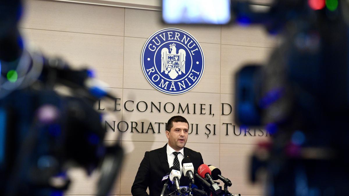 Radu Miruta despre taierile din primarii Din 70000 15000 sunt ocupari