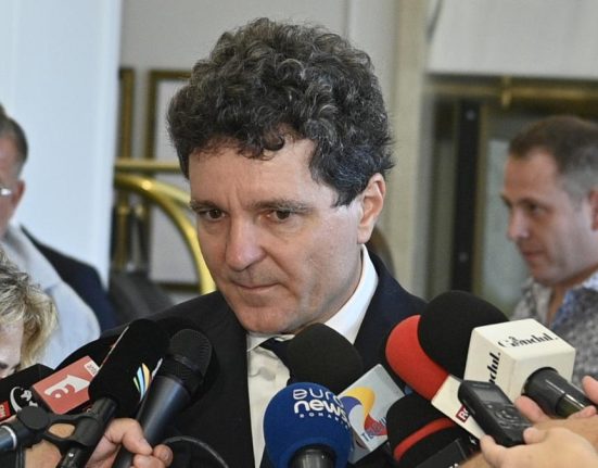 Reactia lui Nicusor Dan privind seful SIS Moldova