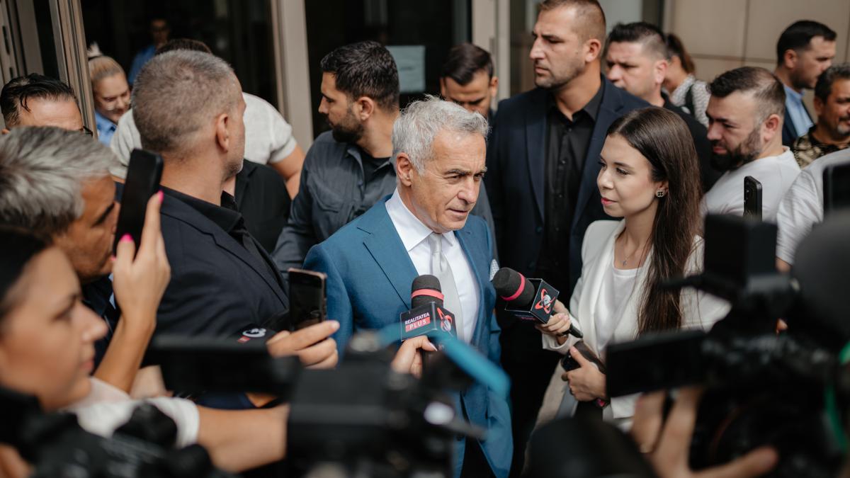 Calin Georgescu si a schimbat decizia privind retragerea din politica