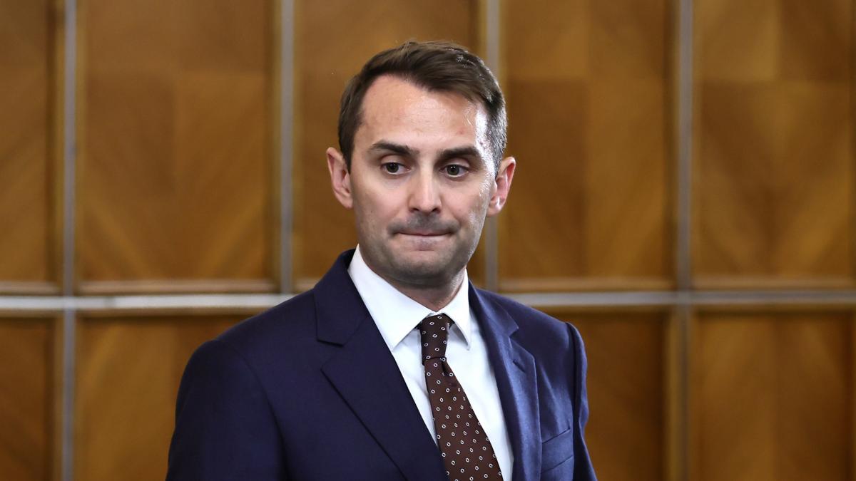 Mihai Jurca se plange de agresiune pentru cele 17 masini in leasing