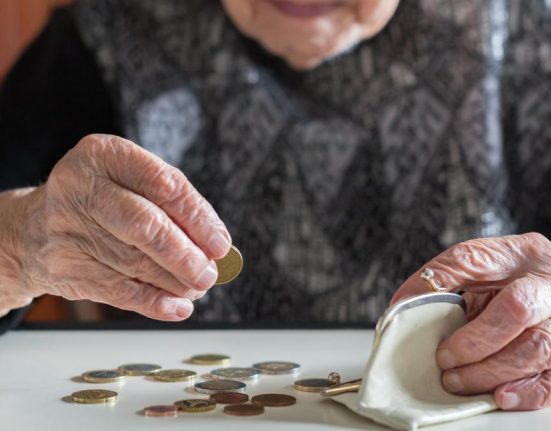 Ministrul Muncii anunta ajutorul de 400 lei pentru pensionari