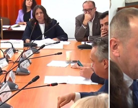 Scandal in Parlament pe legea pensiilor private