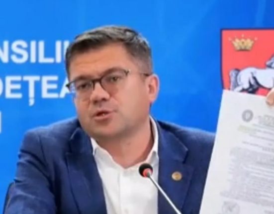 Seful CJ Iasi se cearta cu Rogobete dupa dezastru la spital