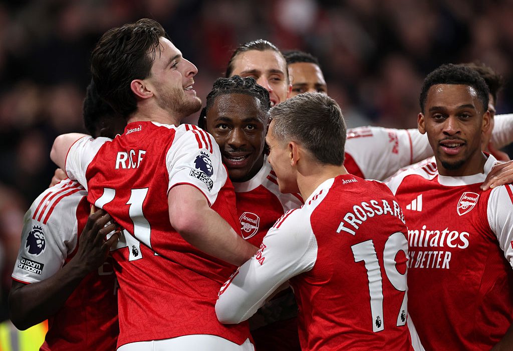 Arsenal spectacol total in North London Derby Eze face hat trick in victoria cu Tottenham