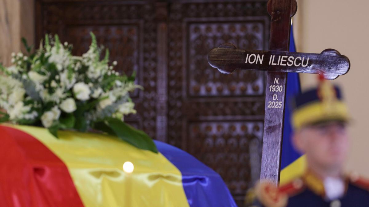 Guvernul a plătit 27.000 euro pentru funeraliile lui Ion Iliescu 1 Guvernul a platit 27000 euro pentru funeraliile lui Ion Iliescu