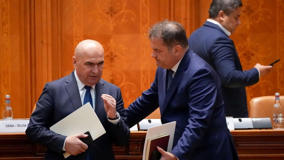 Ilie Bolojan anunță începerea tăierilor în administrație 1 Ilie Bolojan anunta inceperea taietilor in administratie