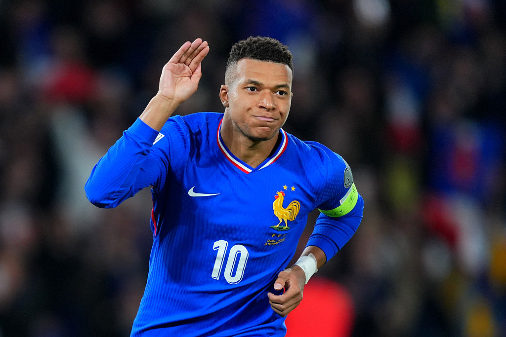 Kylian Mbappe a scris istorie in fotbal