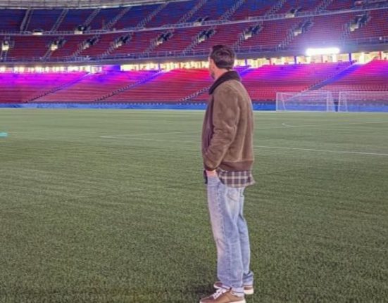 Leo Messi s a intors pe Camp Nou Reactia lui Joan Laporta