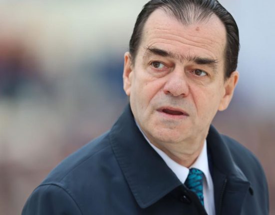 Ludovic Orban il acuza pe Nicusor Dan ca l a concediat pentru un fleac