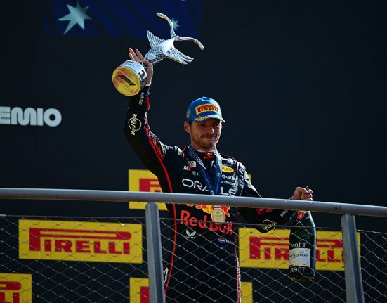 Max Verstappen nu renunta la titlu