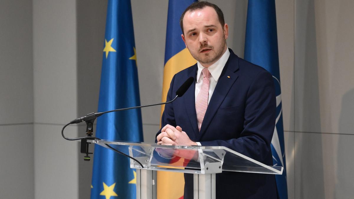 Ministrul Sanatatii anunta reclasificarea spitalelor Din opt categorii vor fi doar patru