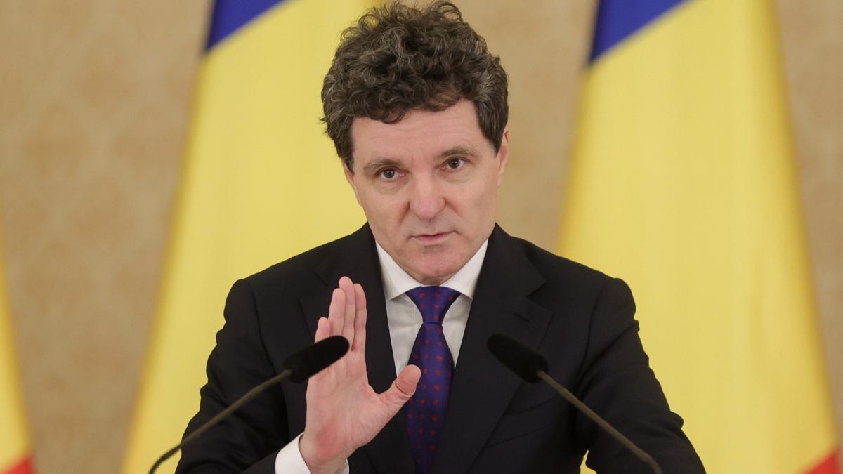 Nicușor Dan: România, pilon de stabilitate regională 1 Nicisor Dan Romania pilon de stabilitate regionala