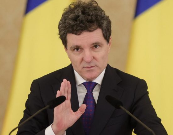 Nicusor Dan anunta ca urmarestesc scandalul din Coalitie