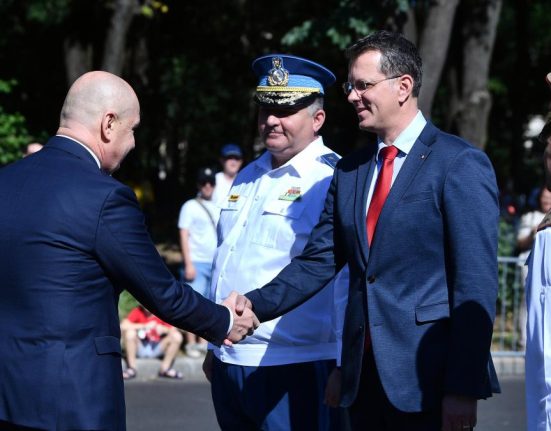 Premierul Ilie Bolojan despre demisia lui Mosteanu Ii multumesc