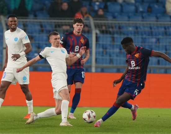fotbal cupele europene FC Basel FCSB 1 3 Rapid Viena U Craiova 0 1